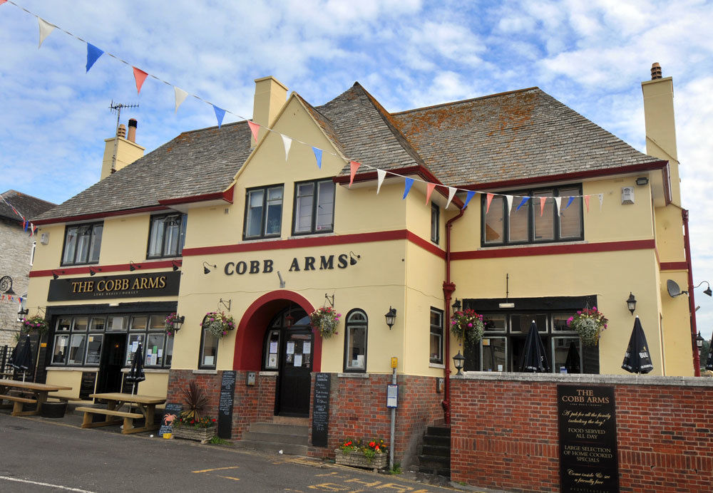 Hotel Cobb Arms Lyme Regis Esterno foto