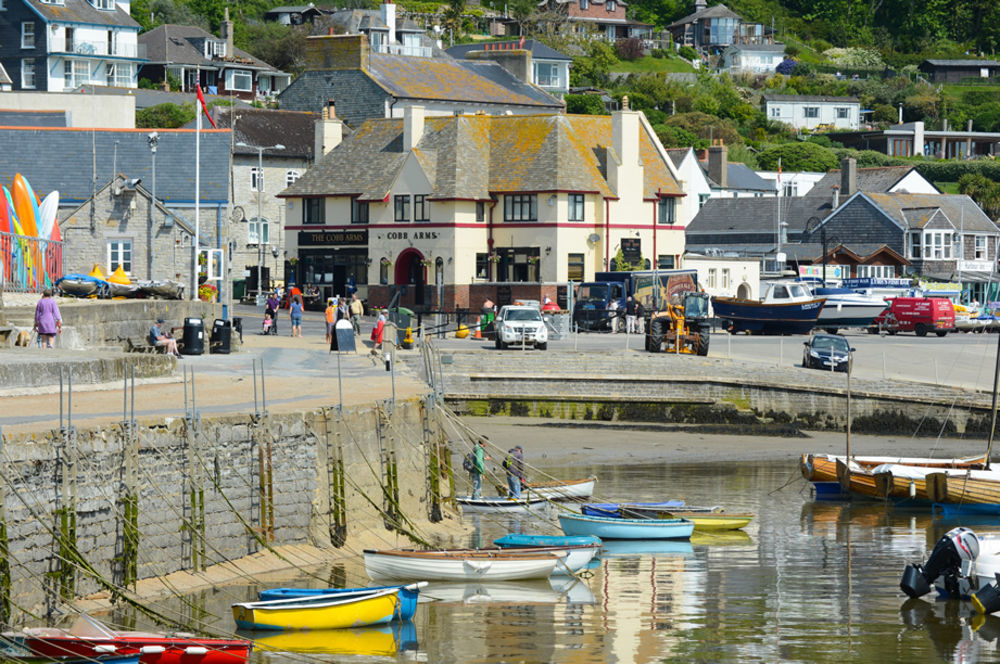 Hotel Cobb Arms Lyme Regis Esterno foto